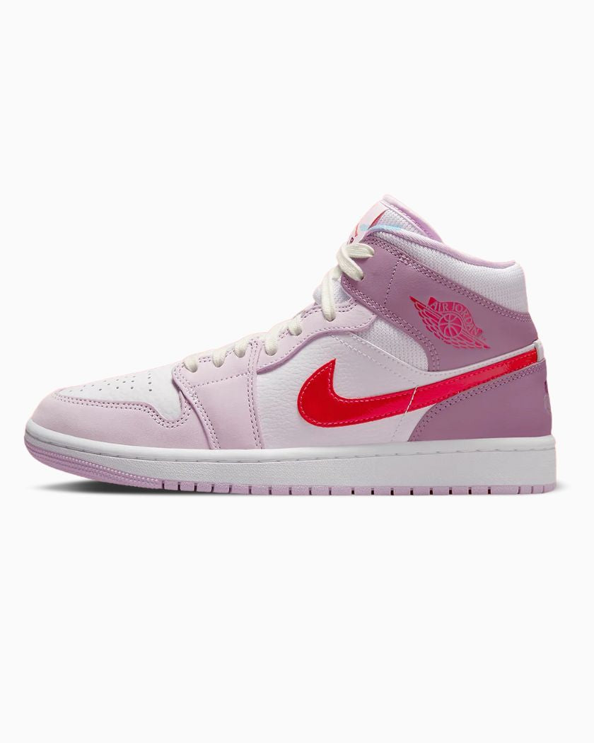 Air Jordan 1 Mid Valentine's Day