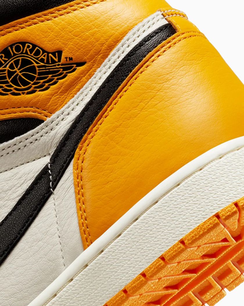 Air Jordan 1 Retro High OG Yellow Toe Taxi