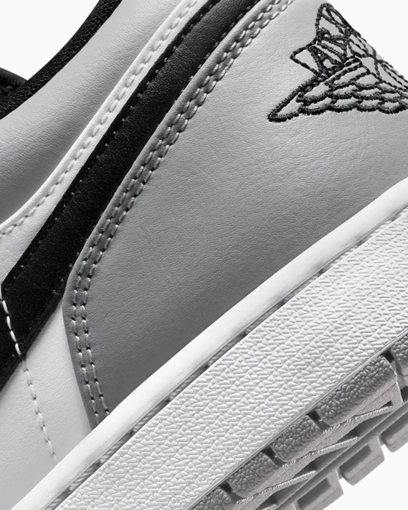 Air-Jordan-1-Low-Shadow-Toe