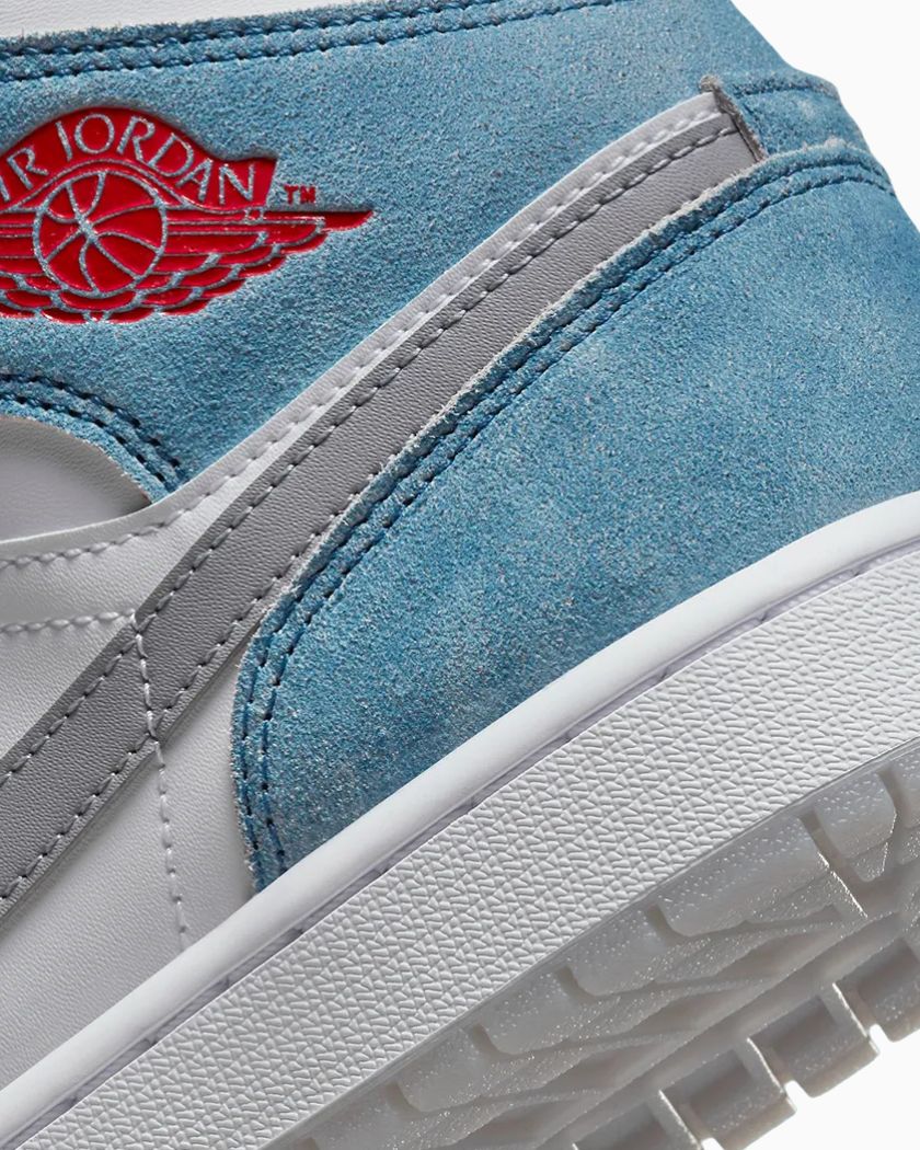 Air Jordan 1 Mid French Blue