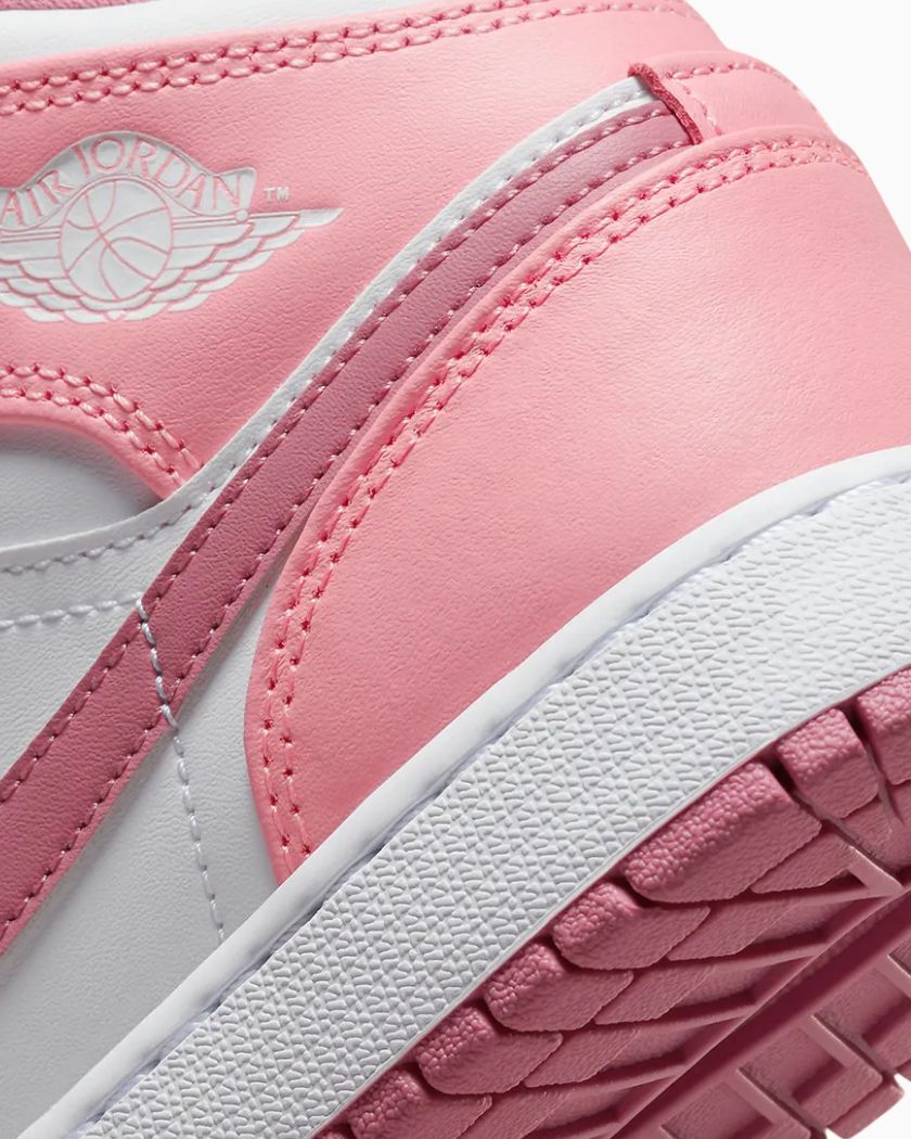 Air Jordan 1 Mid Valentine's Day (2023)