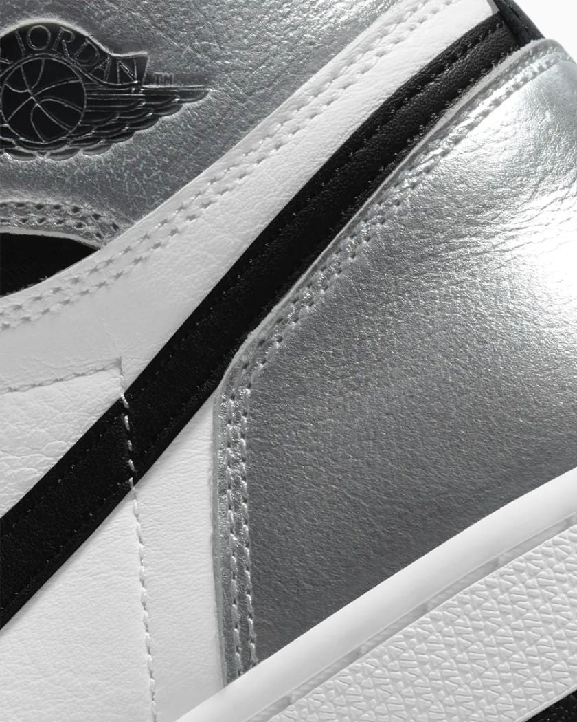 Air Jordan 1 Retro High Silver Toe