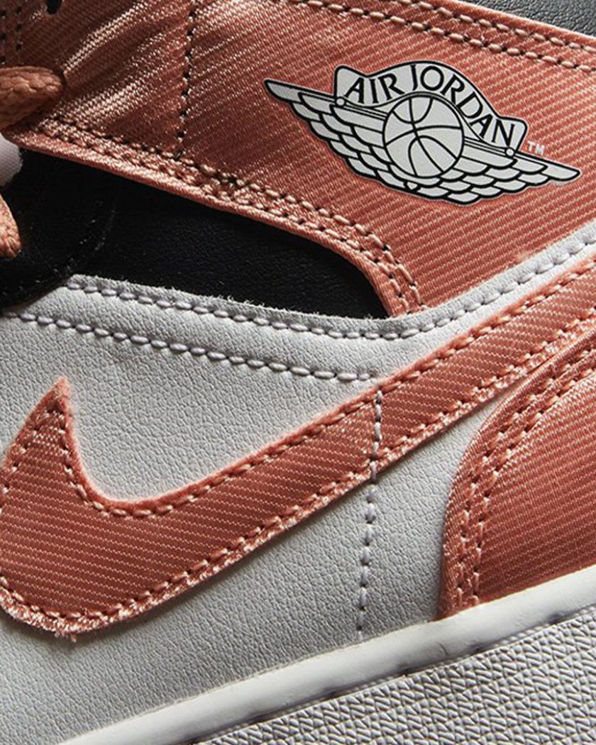 Air Jordan 1 Mid Light Madder Root