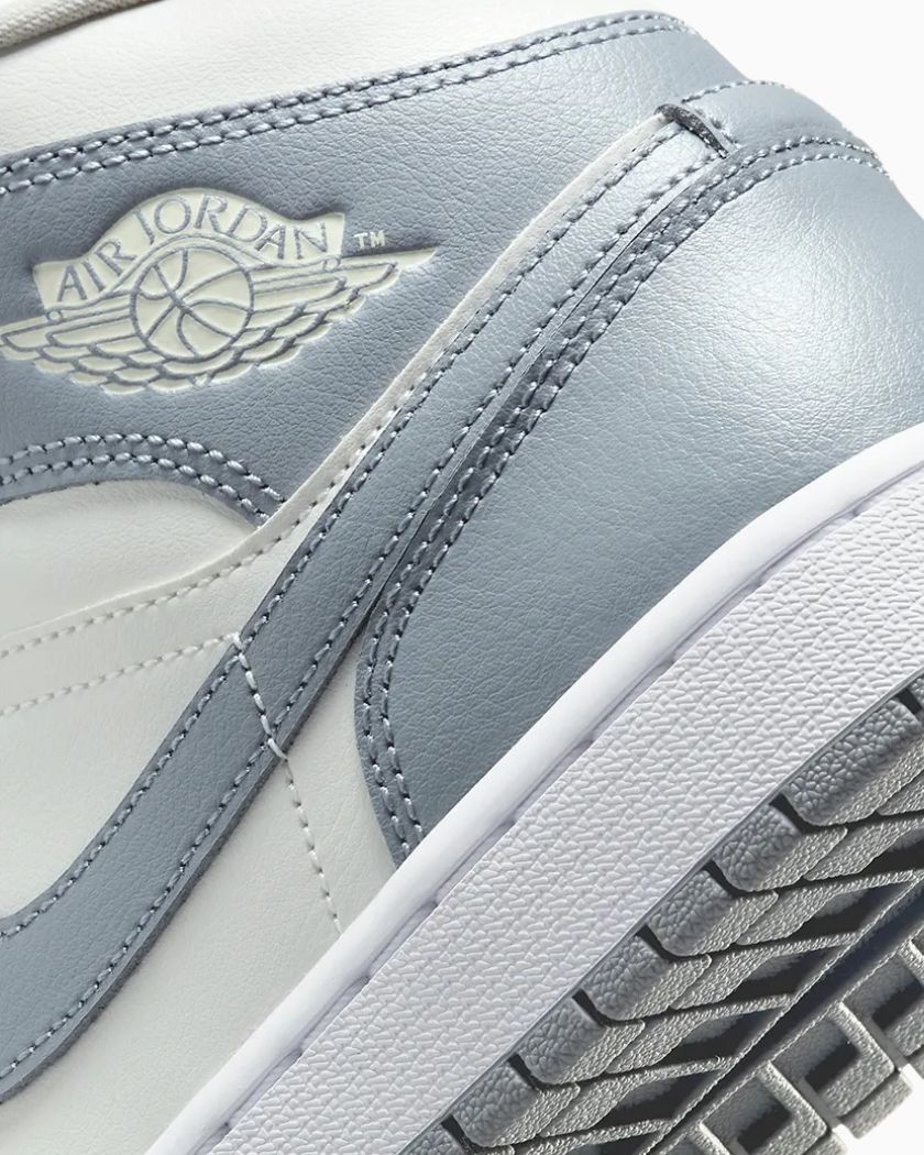 Air Jordan 1 Mid Grey Sail Stealth
