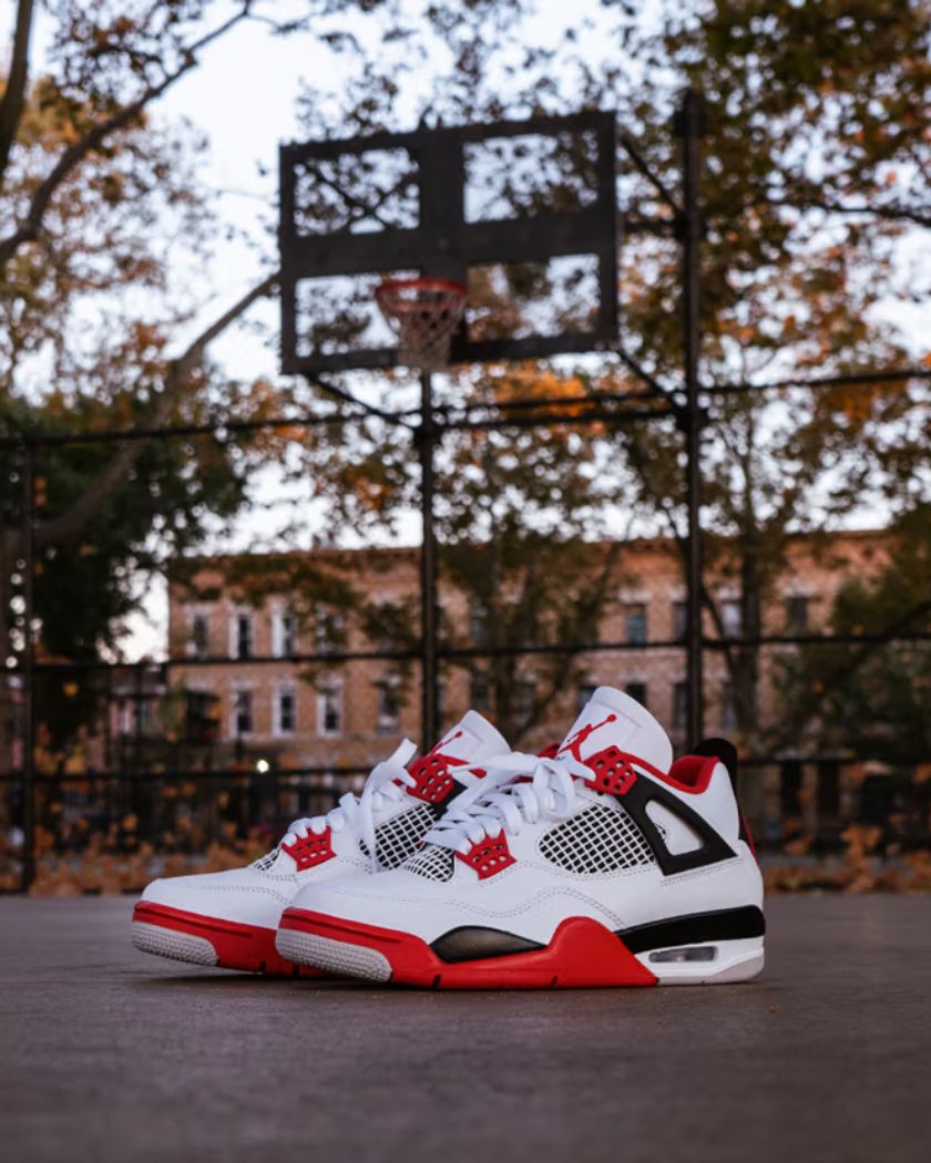 Air Jordan 4 Retro Fire Red