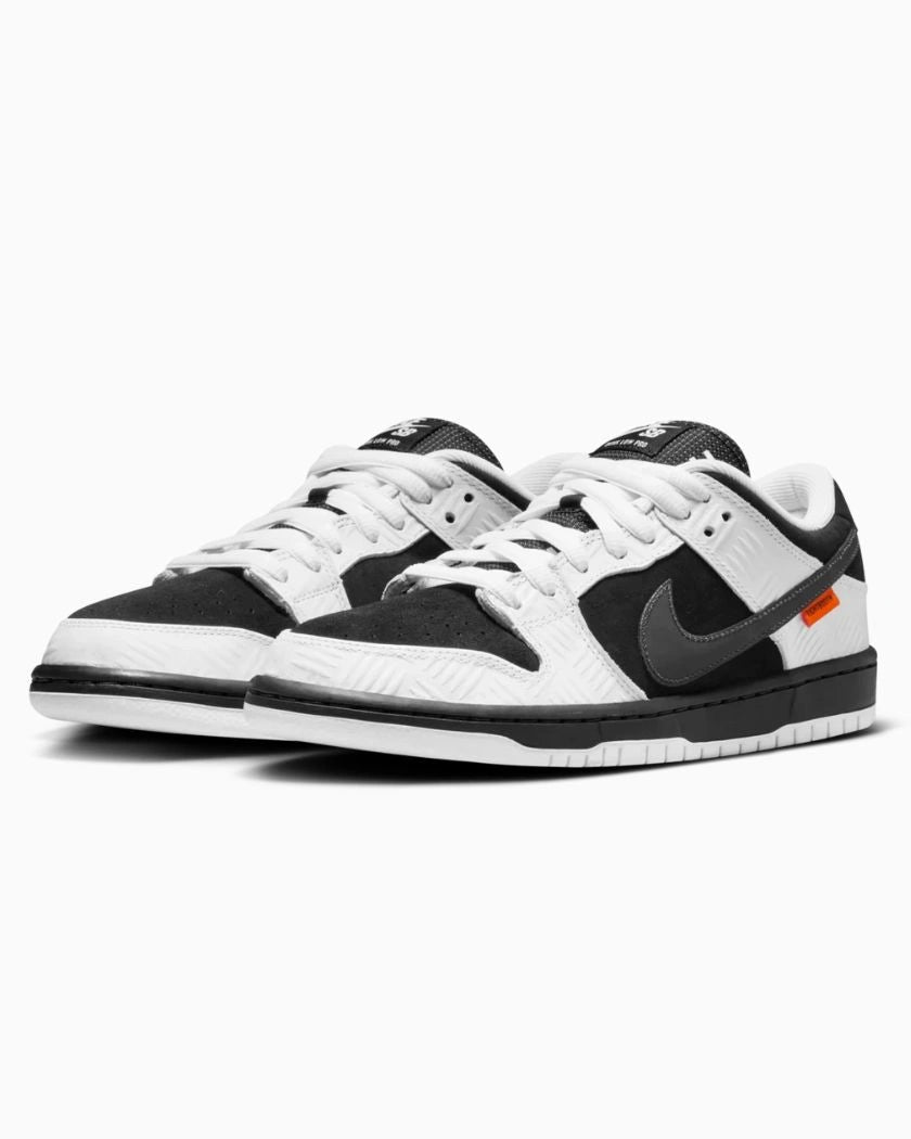 Nike Dunk Low SB X Tightbooth