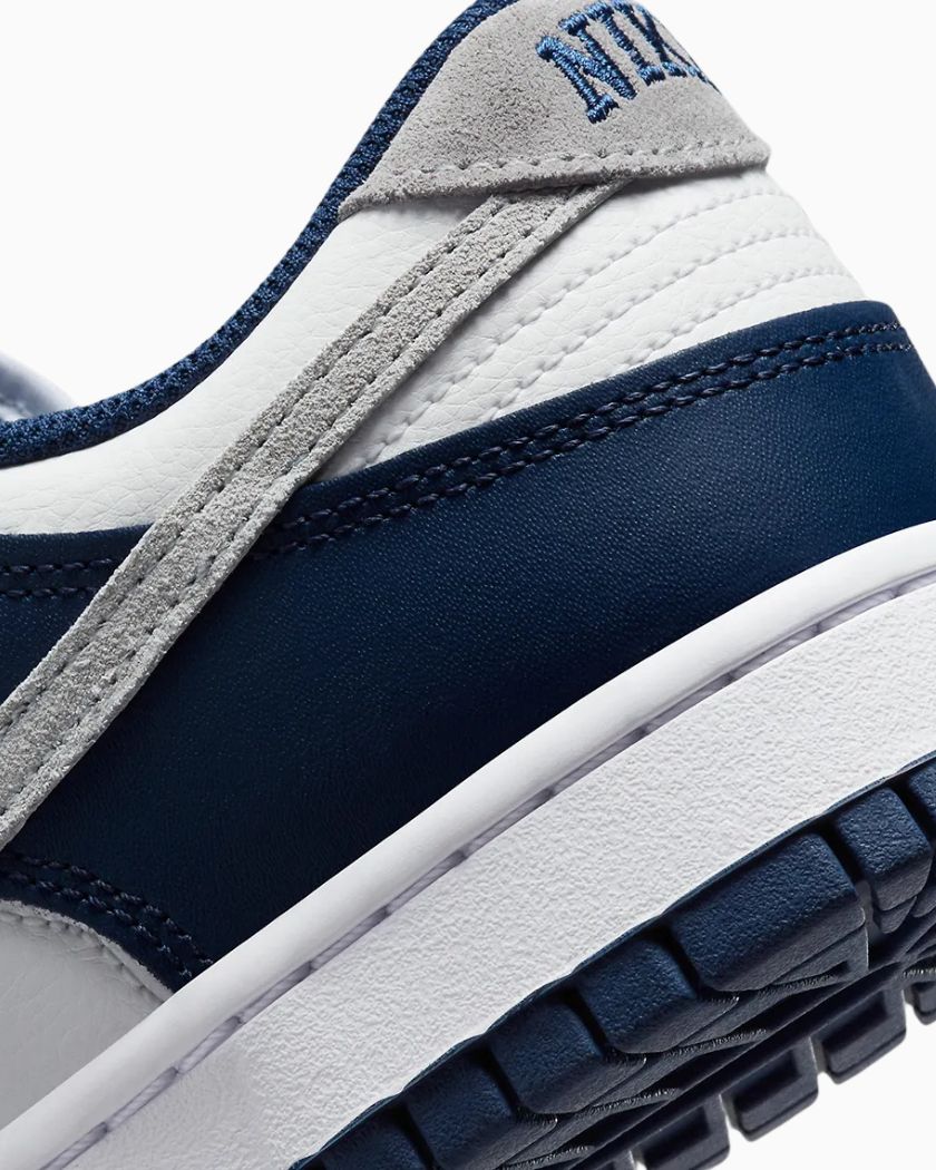 Nike Dunk Low Midnight Navy