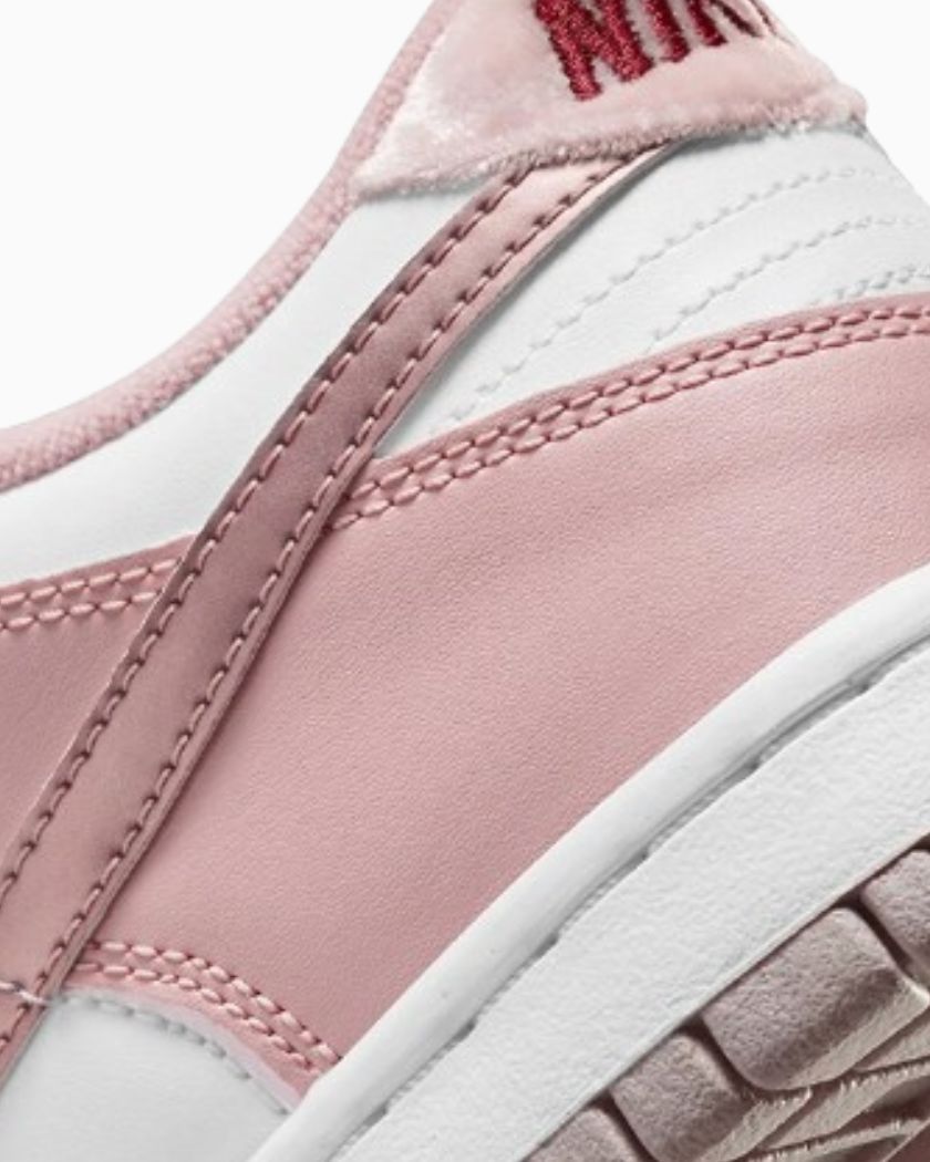 Nike Dunk Low Pink Velvet