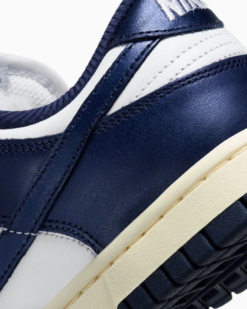 Nike Dunk Low Vintage Navy