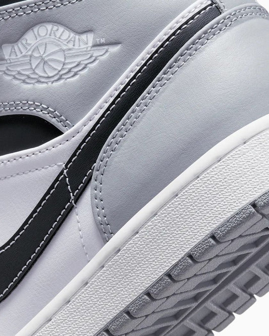 Jordan 1 Mid Light Smoke Grey Anthracite