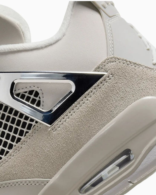 Air Jordan 4 Retro Frozen Moments