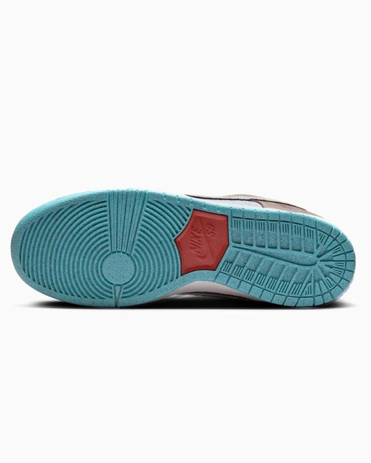 Nike Dunk Low SB Big Money Savings