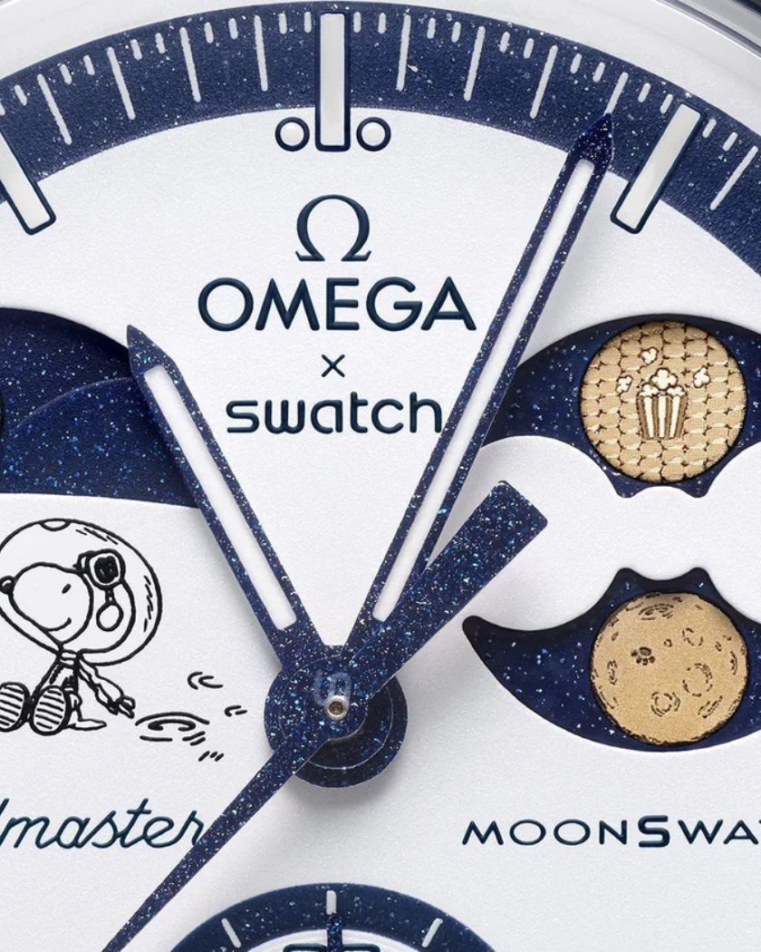 Swatch x Omega Bioceramic Moonswatch Mission To Earthphase Moonshine Snoopy Gold - SO33N702L