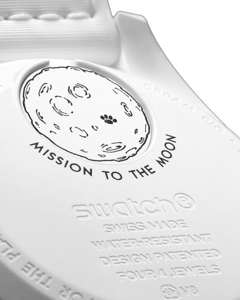 Swatch x Omega Bioceramic Moonswatch Mission to the Moonphase Snoopy White