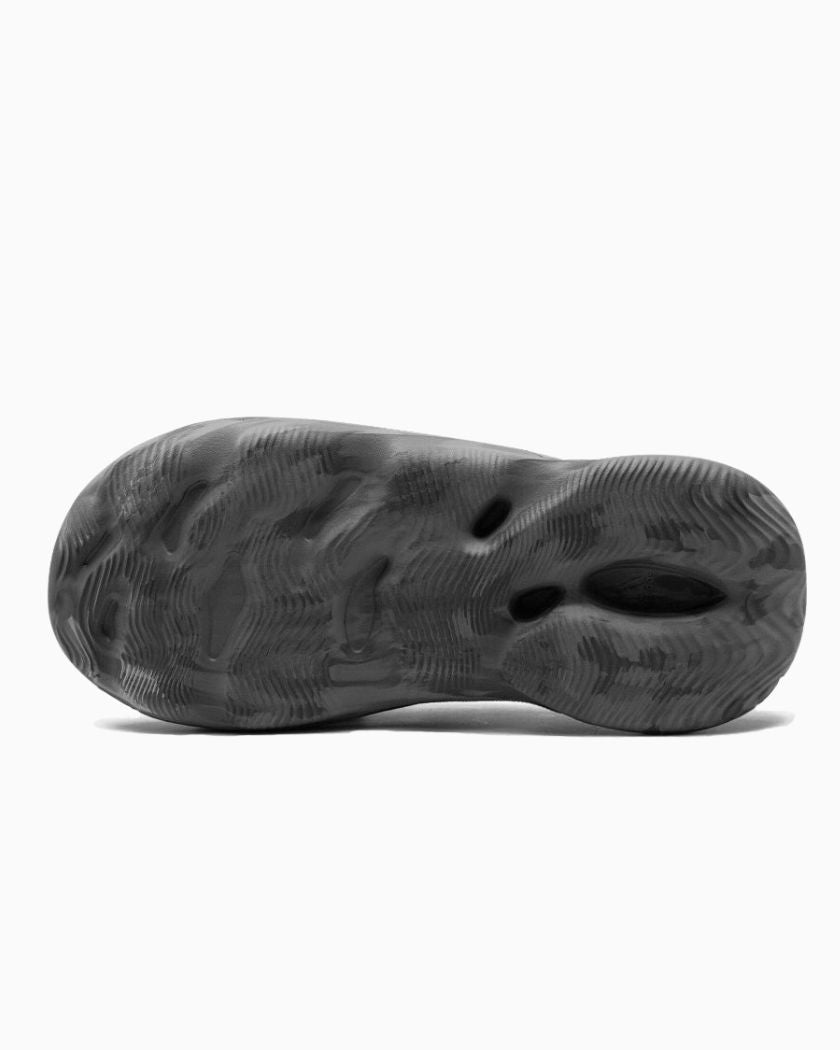 Yeezy Foam RNNR MX Granite