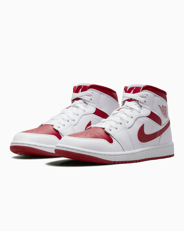 Air Jordan 1 Mid Reverse Chicago