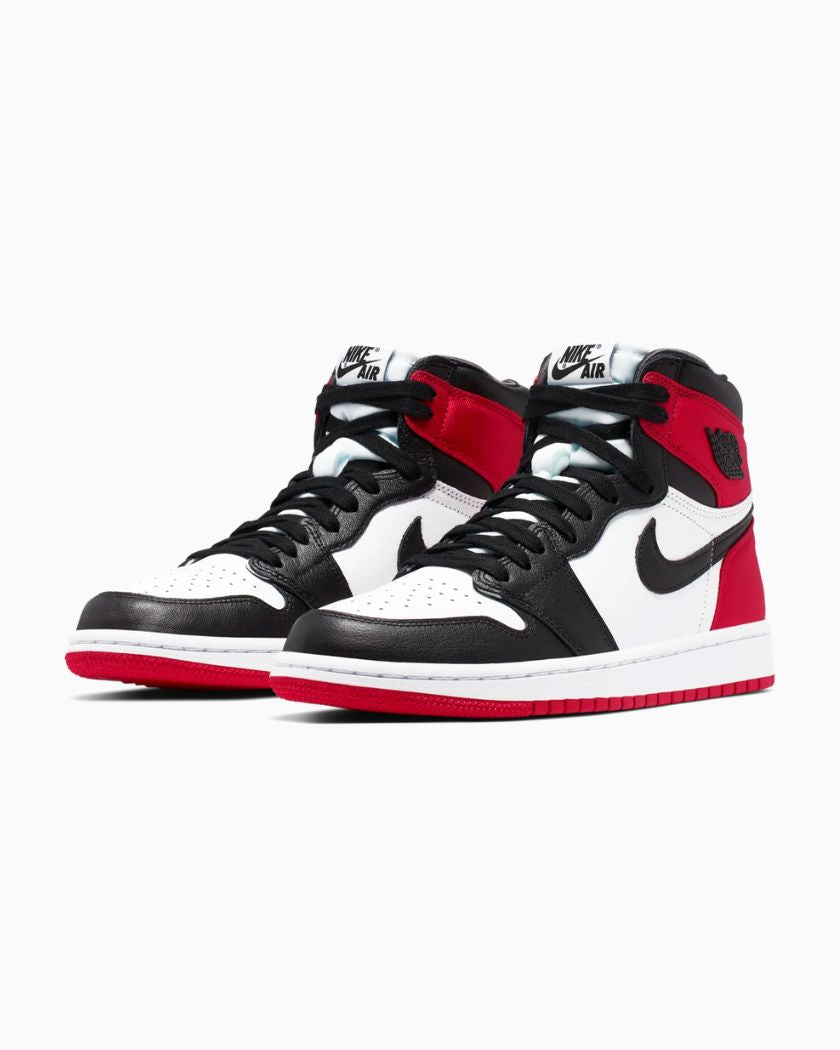 Air Jordan 1 Retro High Satin Black Toe