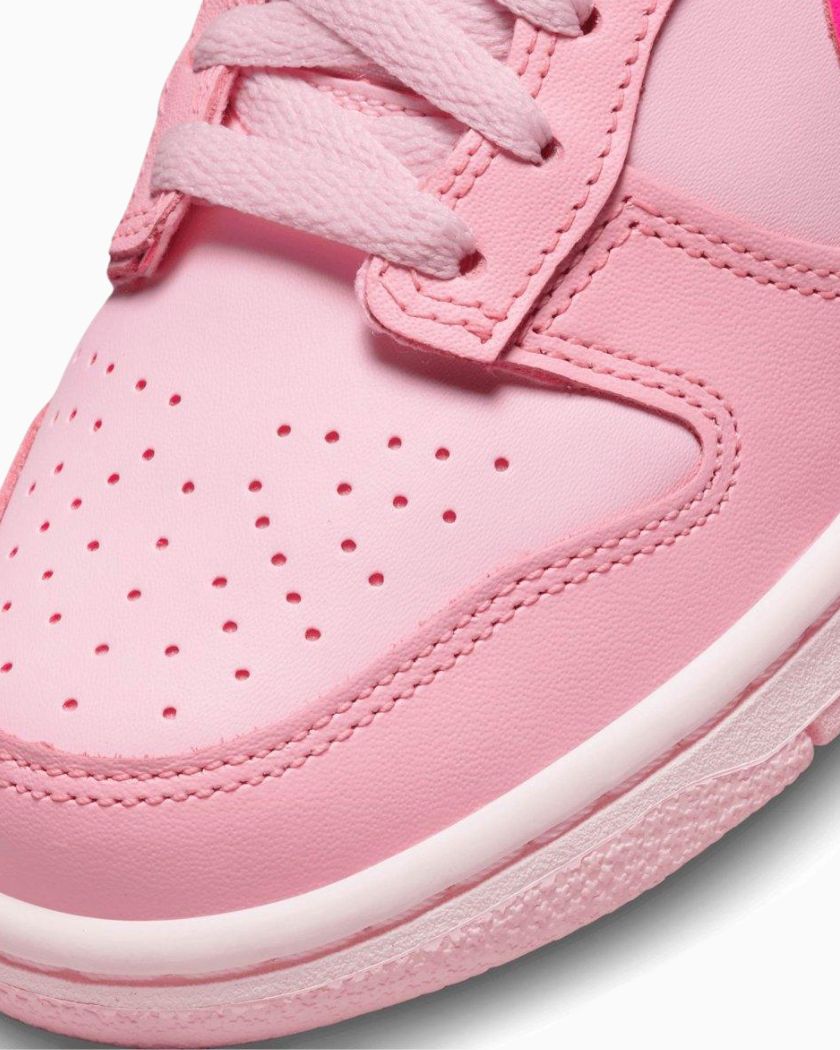 Nike dunk 2024 triple PINK