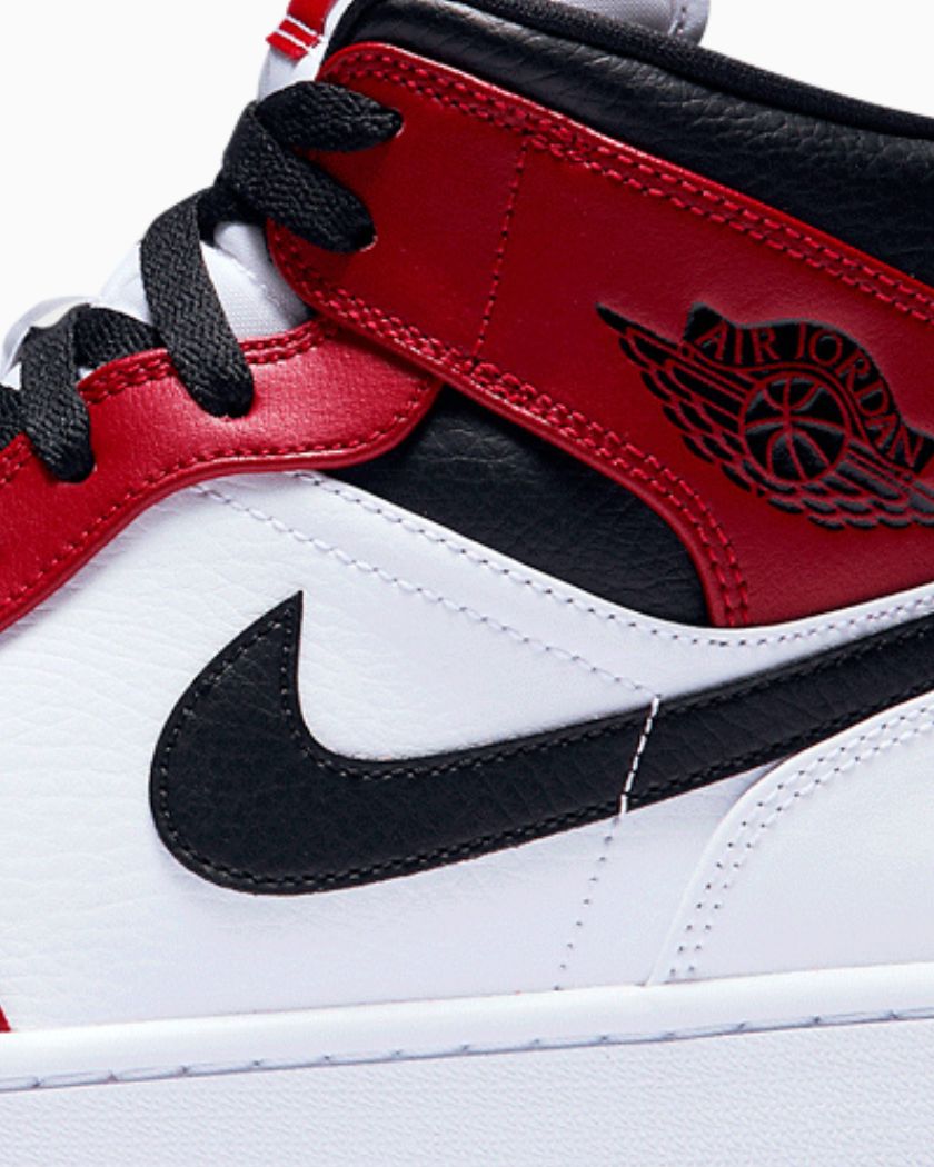 Air Jordan 1 Mid Chicago White