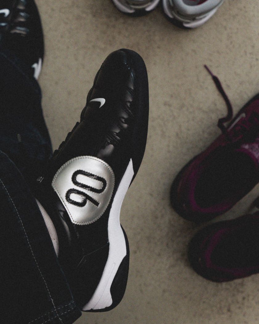 Nike Total 90  Black