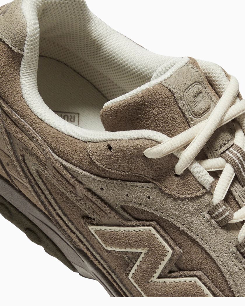 New Balance 204L Mushroom Arid Stone