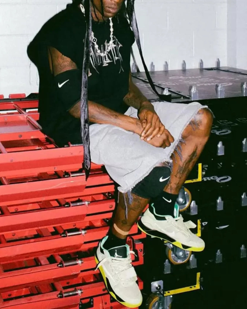 Jordan Jumpman Jack Travis Scott Bright Cactus