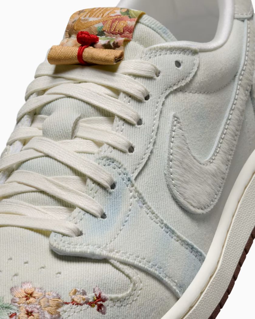 Air Jordan 1 Retro Low OG Football Grey Sail Light Chocolate