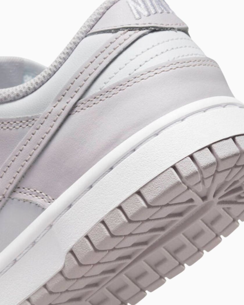 Nike Dunk Low Light Violet
