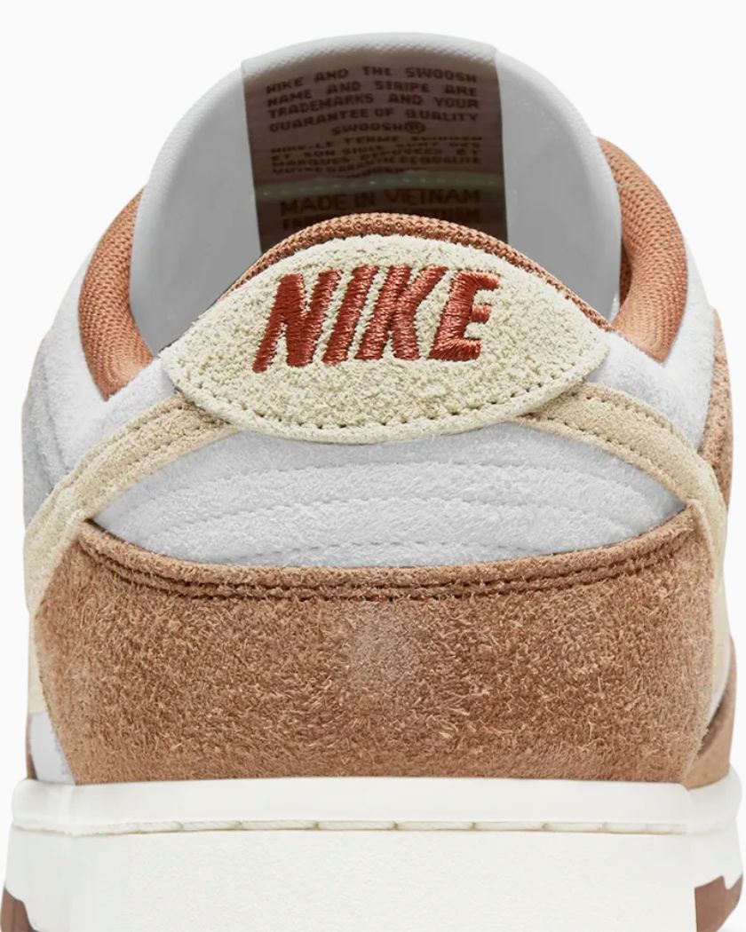 Nike  Dunk Low Medium Curry