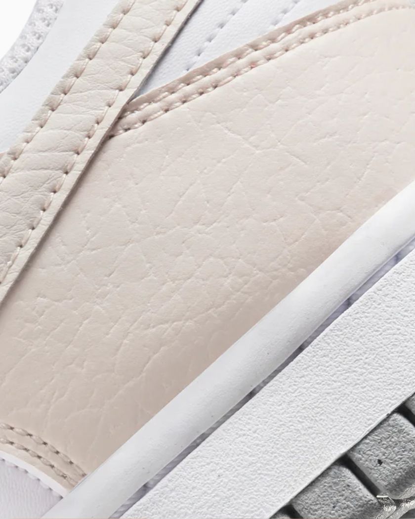 Nike Dunk Low Next Nature White Light Orewood Brown