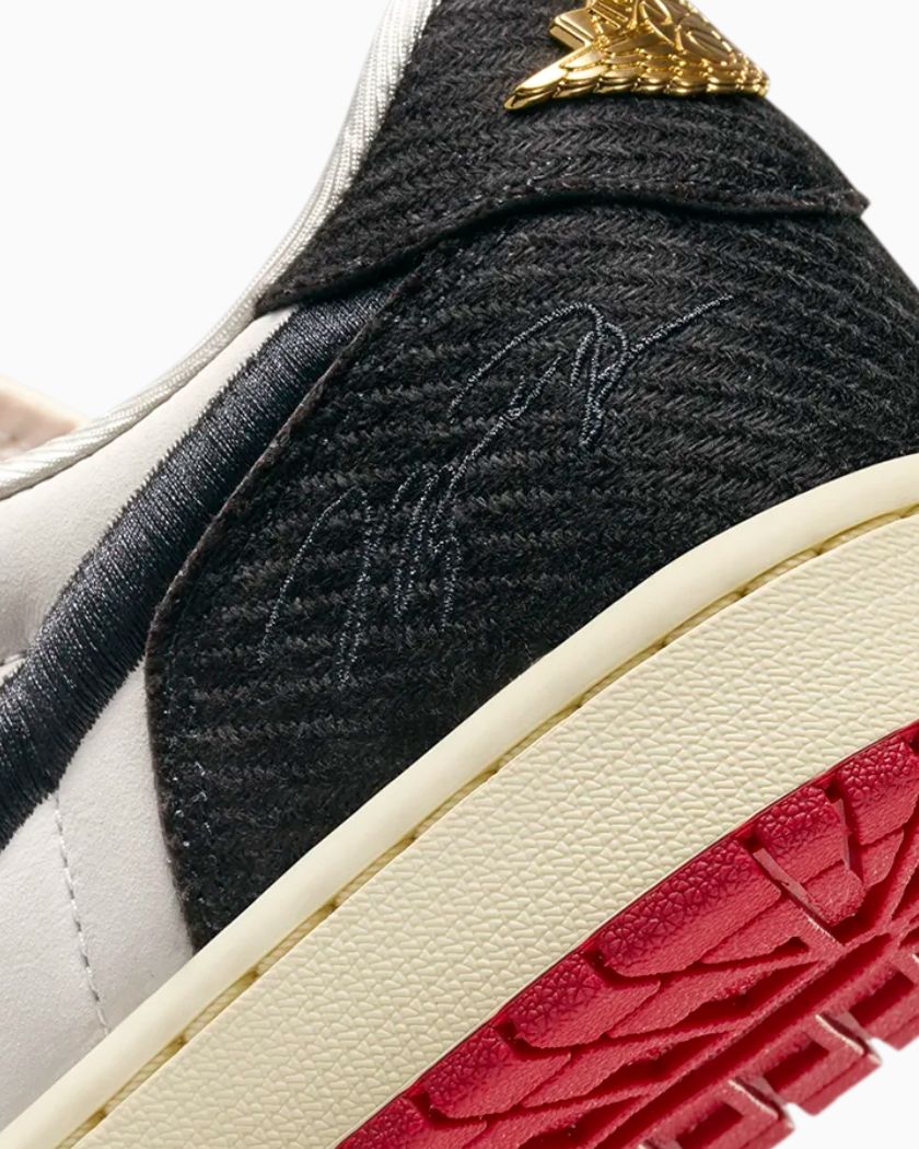 Air Jordan 1 Retro Low OG Trophy Room Away