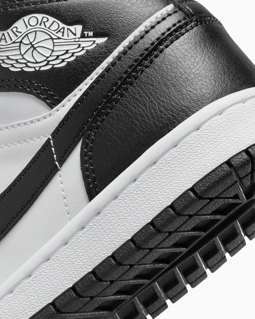 Air Jordan 1 Mid Panda