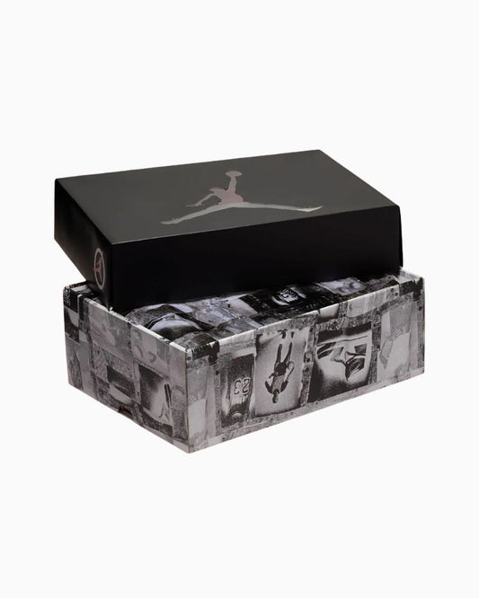 Jordan 4 Retro OG Flight Club