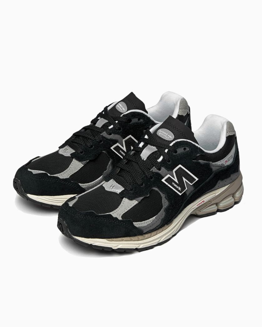 New Balance 2002R Protection Pack Black Grey