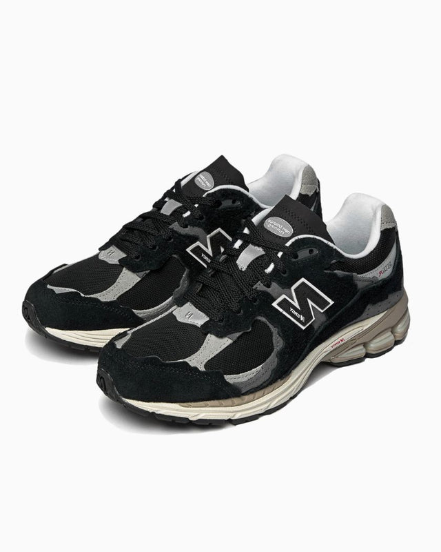 New Balance 2002R Protection Pack Black Grey