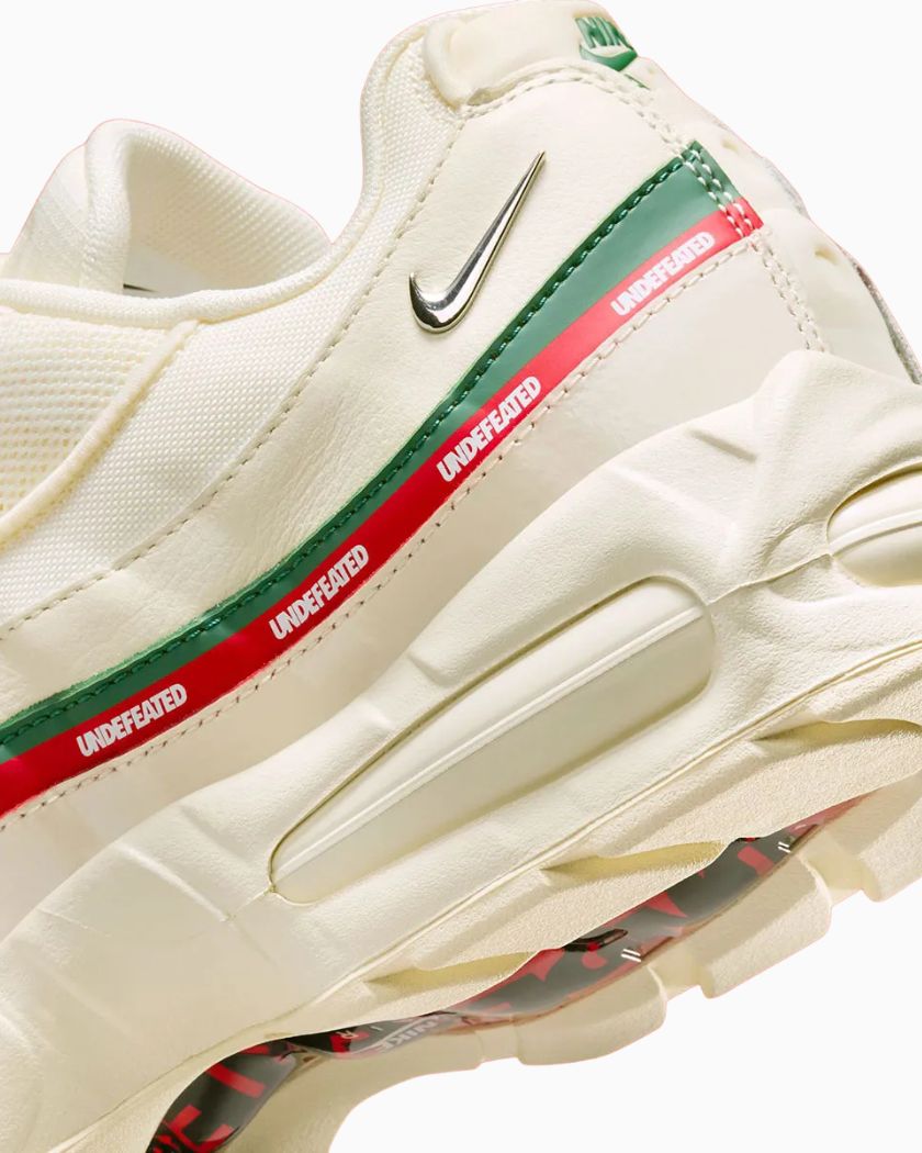 Nike Air Max 95 SP Undefeated Sail