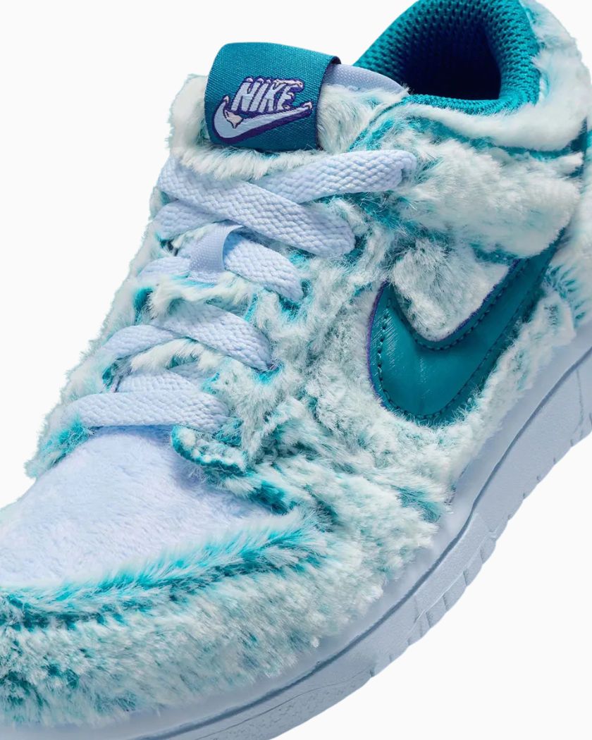 Dunk Low Abominable Snowman