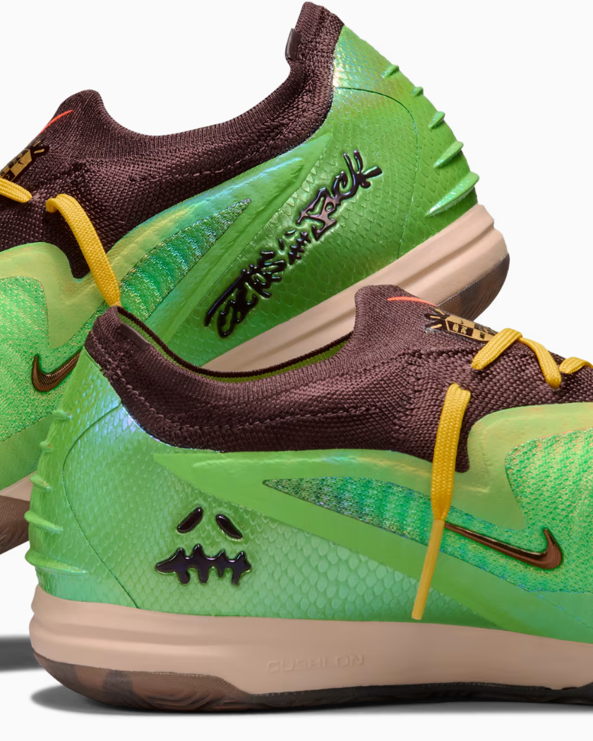 Nike Phantom 6 Low Elite IC SE Travis Scott