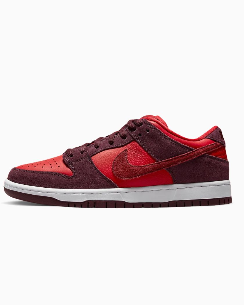 Nike SB Dunk Low Cherry