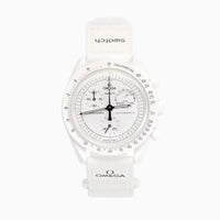Swatch x Omega Bioceramic Moonswatch Mission to the Moonphase Snoopy White