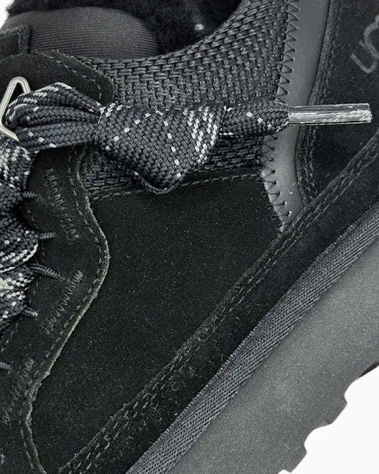 UGG Lowmel Black