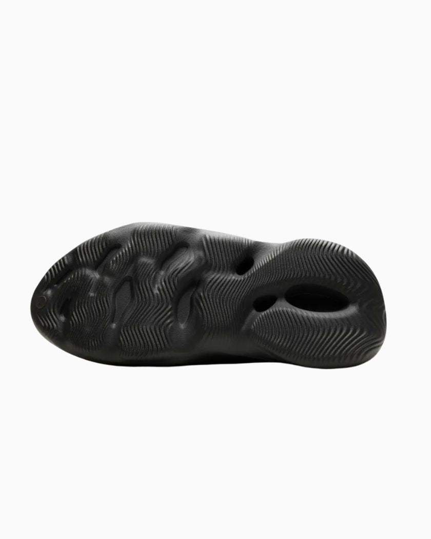Yeezy Foam RNR Carbon