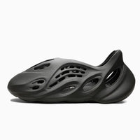 Yeezy Foam RNR Carbon